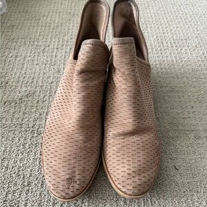 Lucky Brand Bashina Suede Booties Size 8.5